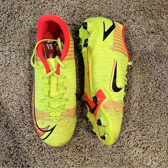 Nike Other - Nike Jr. Mercurial Vapor 14 Academy FG/MG, Size 3.5Y
